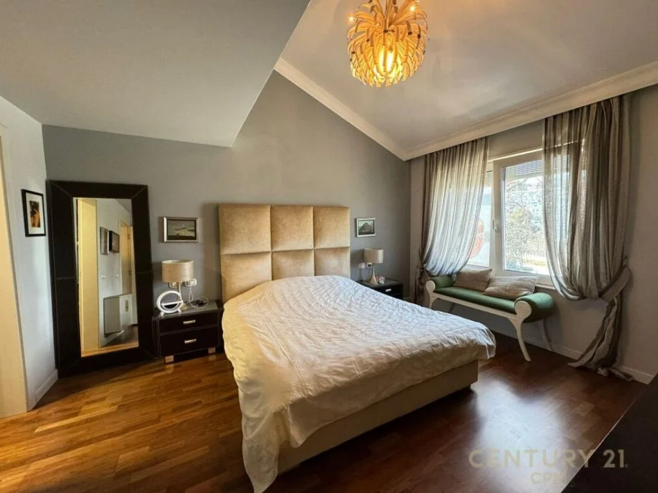 Tirane, shitet Vile 3+1+Ballkon Kati 4, 413 m² 770.000 € (Kodra e Diellit 1)