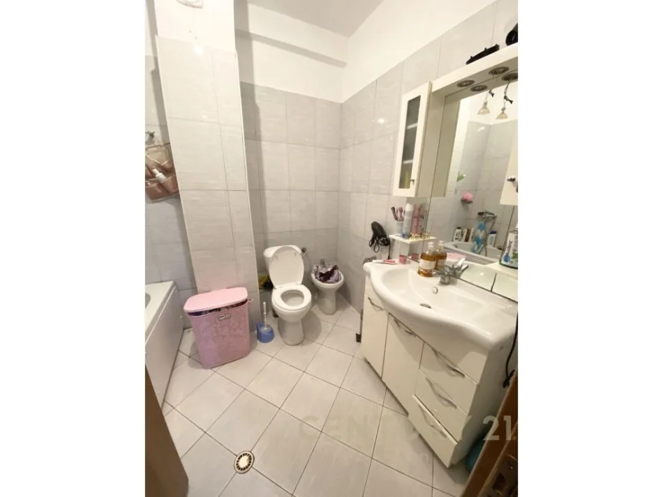 Apartament 1+1 për shitje në Astir
