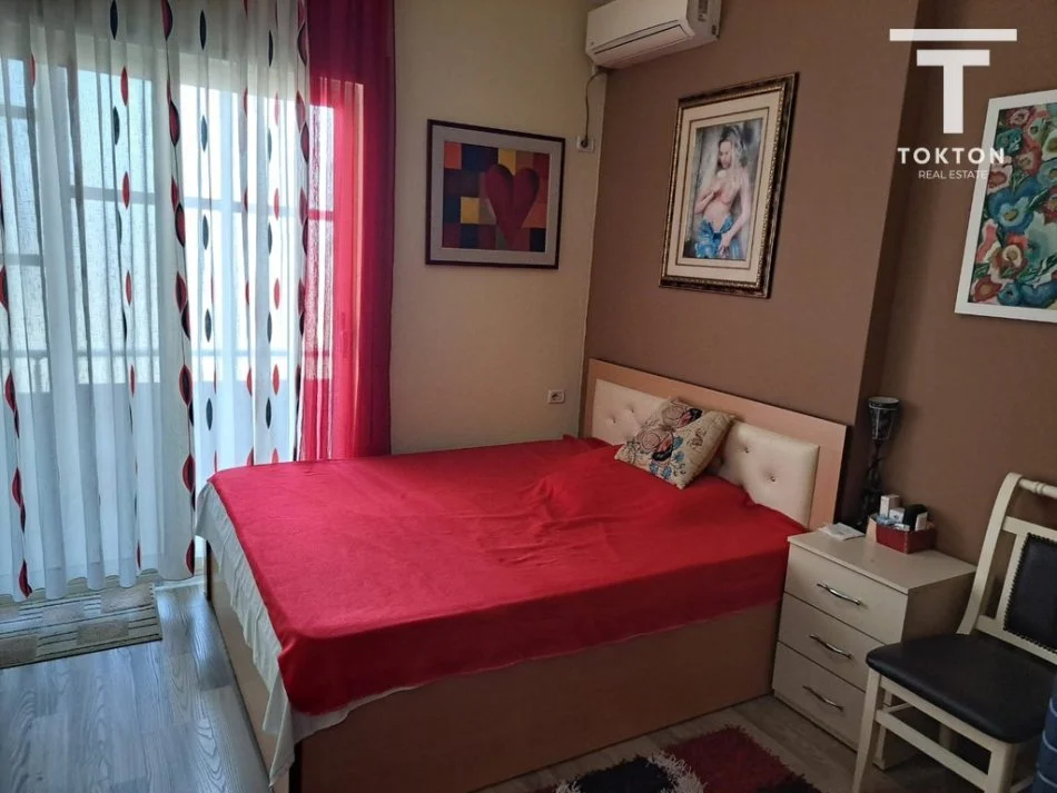 Tirane, shitet apartament 1+1 Kati 3, 64 m² 100.000 € (Fresku)
