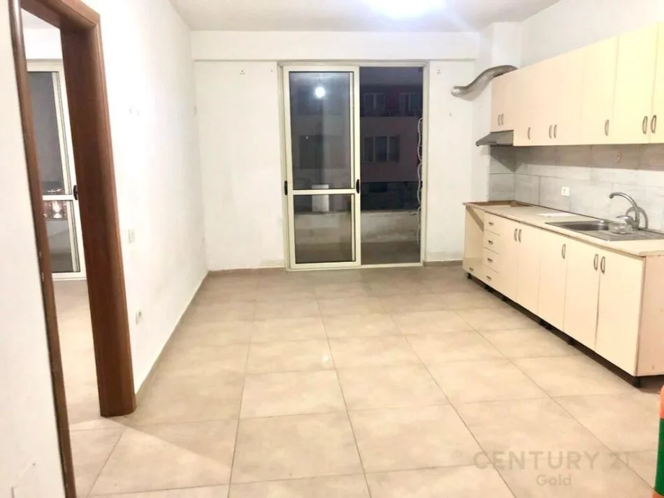 APARTAMENT 1+1 NE SHITJE NE ASTIR