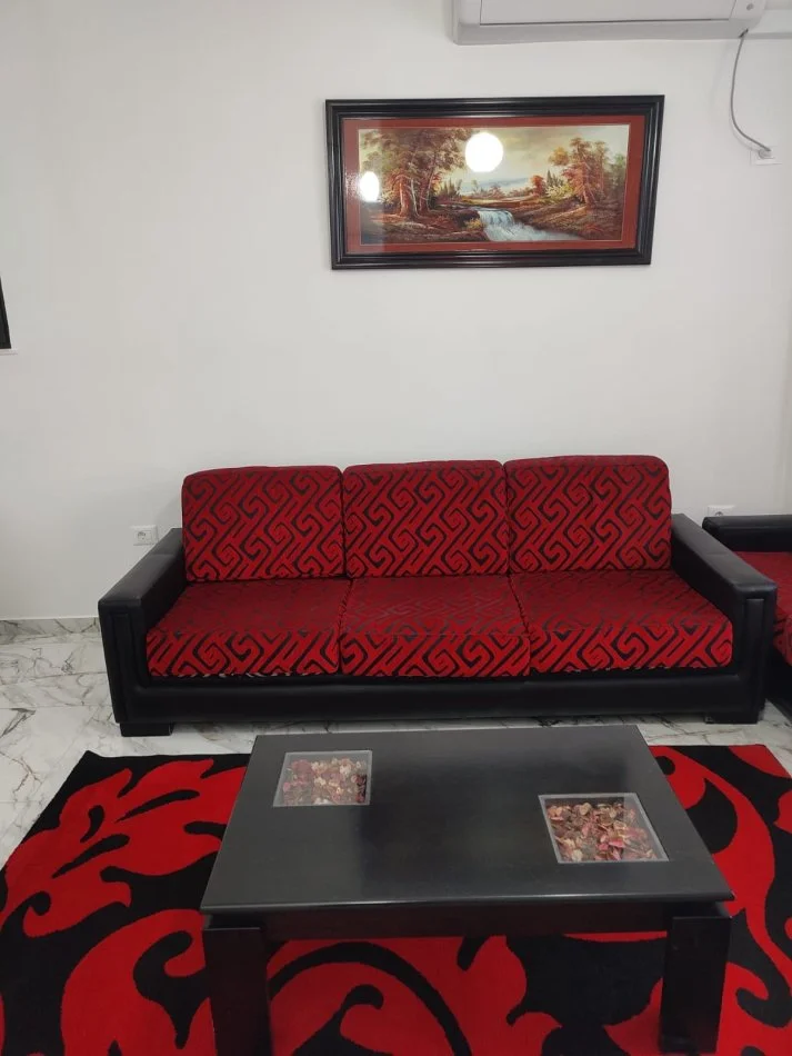 Tirane, jepet me qera apartament 1+1+Ballkon Kati 2, 78 m² 300 € (Dritan Hoxha)