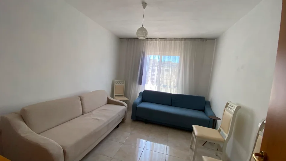 Durres, shitet 3+1 Kati 5, 74 m² (Qender)