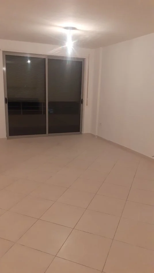 Tirane, shitet apartament 2+1+Ballkon ne Astir, mundesi BLERJE edhe me KREDI