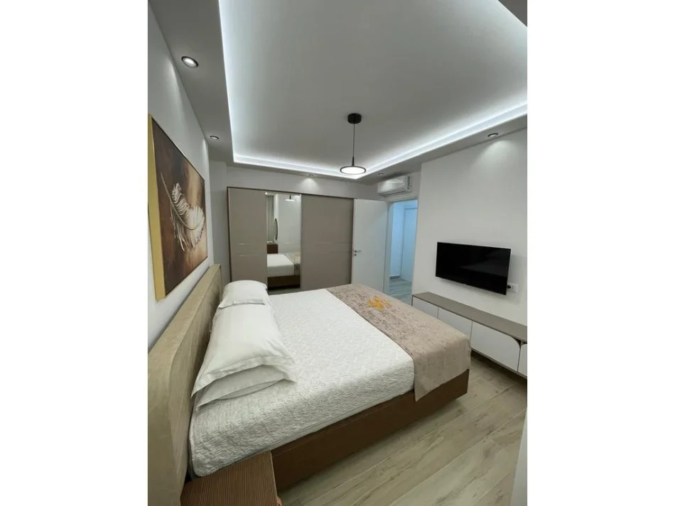 Sarande, shes apartament 4+1 Kati 3, 143 m² 360.000 € (Rruga Butrinti)