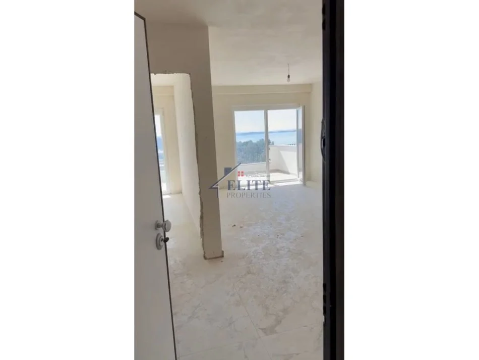 Lezhe, shitet apartament 1+1+Ballkon Kati 2, 77 m² 130.050 € (Shengjin)