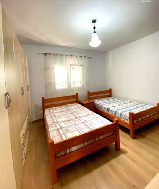 APARTAMENT 3+1 ME QIRA   📍Kodra e Priftit 600 €