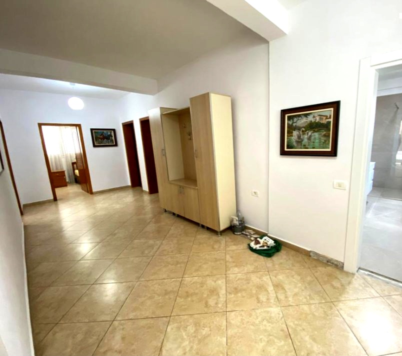APARTAMENT 3+1 ME QIRA   📍Kodra e Priftit 600 €