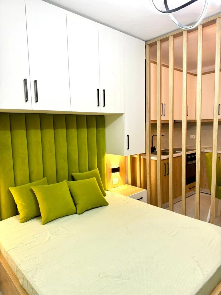 Tirane, jepet me qera garsonier 1+1 Kati 4, 45 m² 500 € (Komuna e Parisit)
