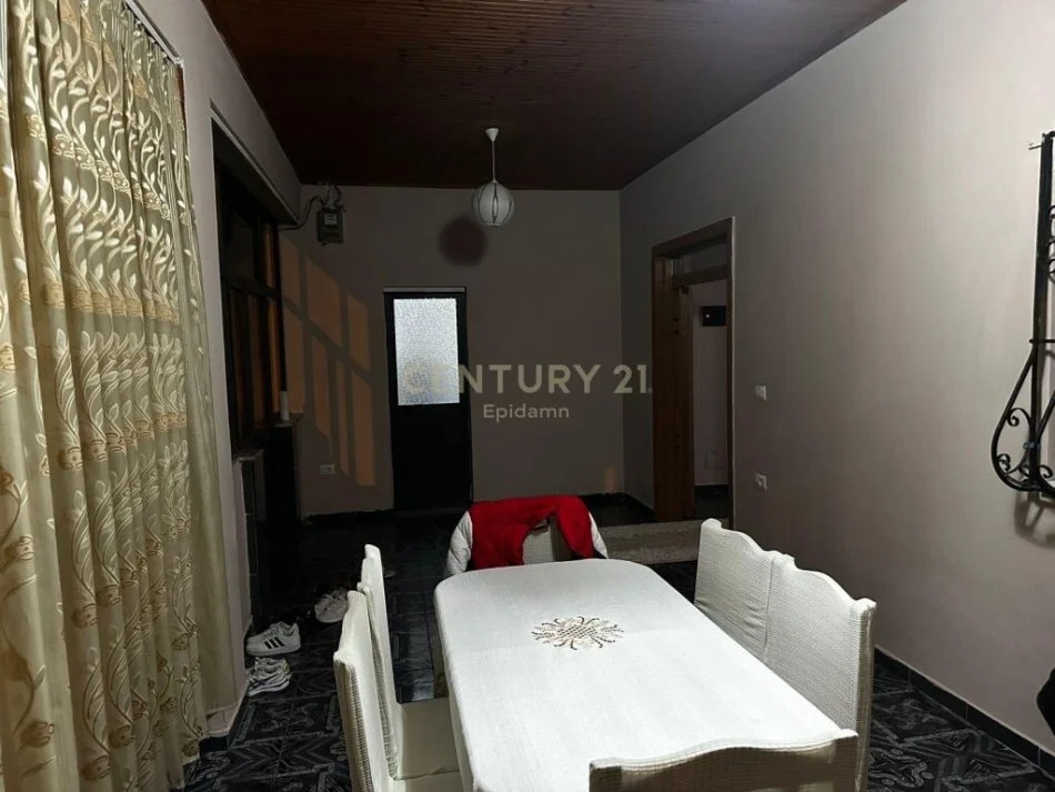 Shtëpi Private Për Shitje në Shkozet, Durrës !!