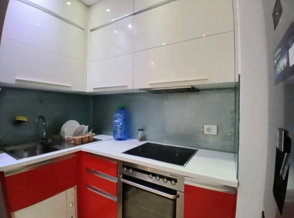 Tirane, jepet me qera apartament 2+1 Kati 6, 79 m² 550 € (Ali Dem ,Rruga Idriz Dollaku)