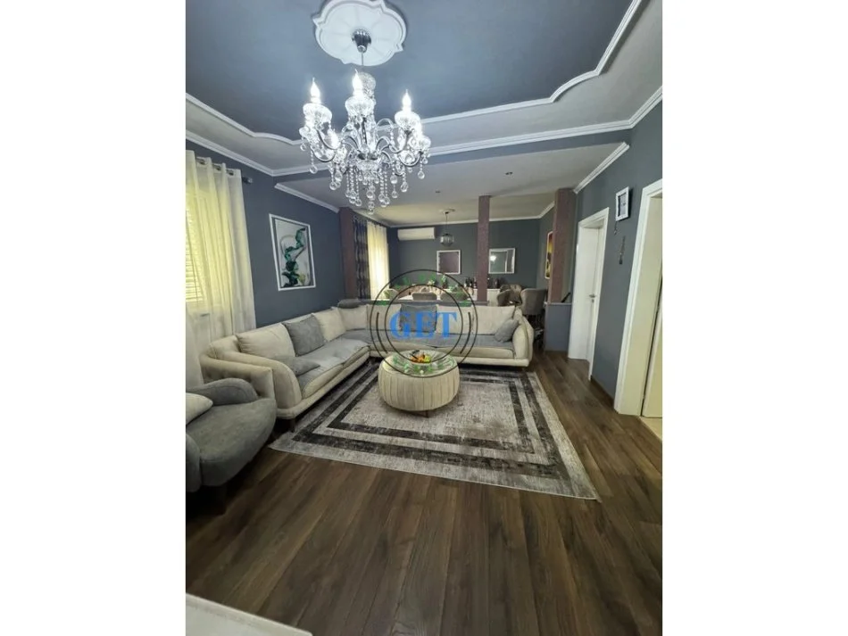 Durres, shitet shtepi 2 Katshe , 500 m² 170.000 € (Spitalle)
