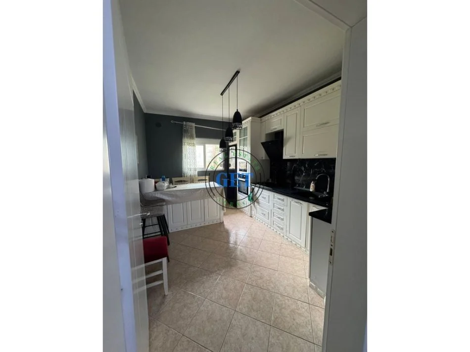 Durres, shitet shtepi 2 Katshe , 500 m² 170.000 € (Spitalle)