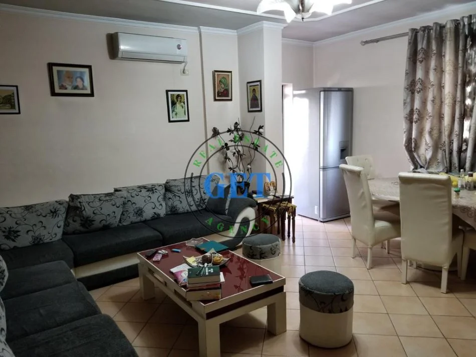 Durres, shitet Apartament 2+1 Kati 3, 120 m² 200.000 € (Qender,Durres)