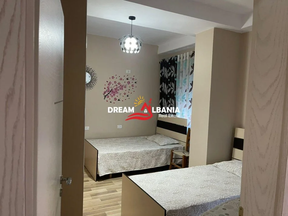 Tirane, jepet me qera apartament 2+1 Kati 8, 120 m² 550 € (Astir)