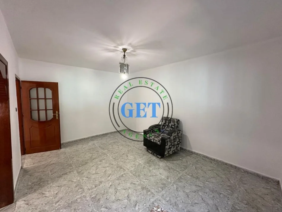 Durres, shitet apartament 2+1+Ballkon Kati 2, 75 m² 78.000 € (Stadiumi)