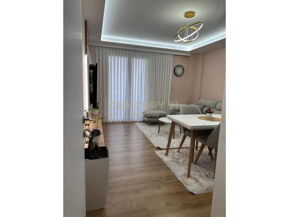 Durres, shitet apartament 2+1+Ballkon, Kati 3, 78 m² 145,000 € (Stadiumi ne Durres)