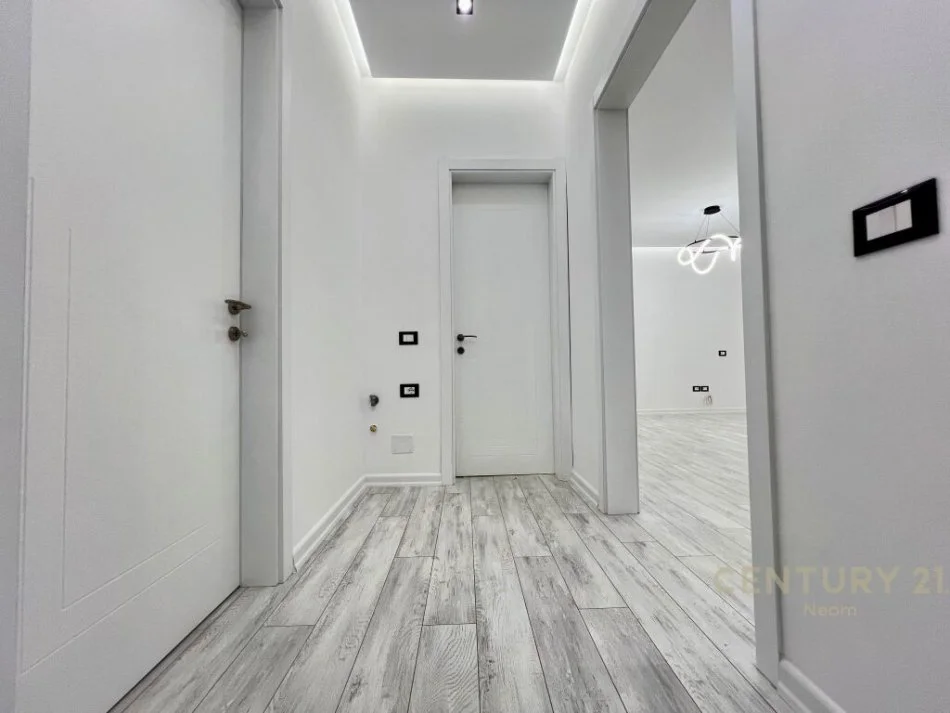 ❗️DELIJORGJI, APARTAMENT 3+1+2 me 2 POSTE PARKIMI & DEPO ‼️