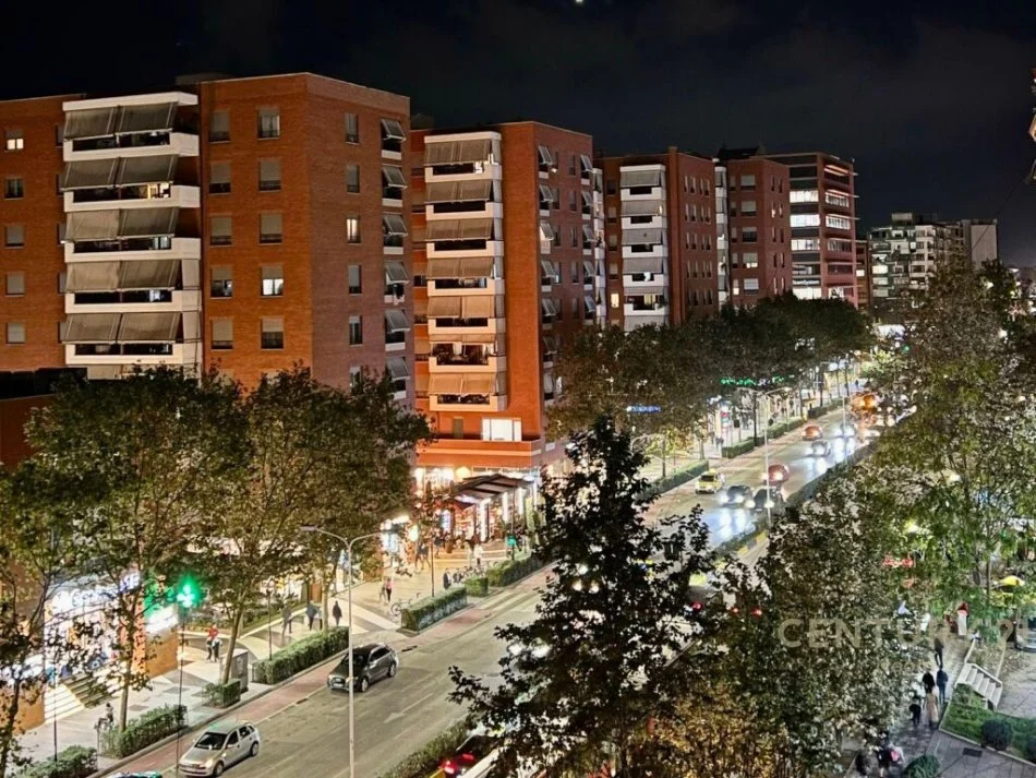 SHITET APARTAMENT 3+1+2 PRANE DELIJORGJIT !