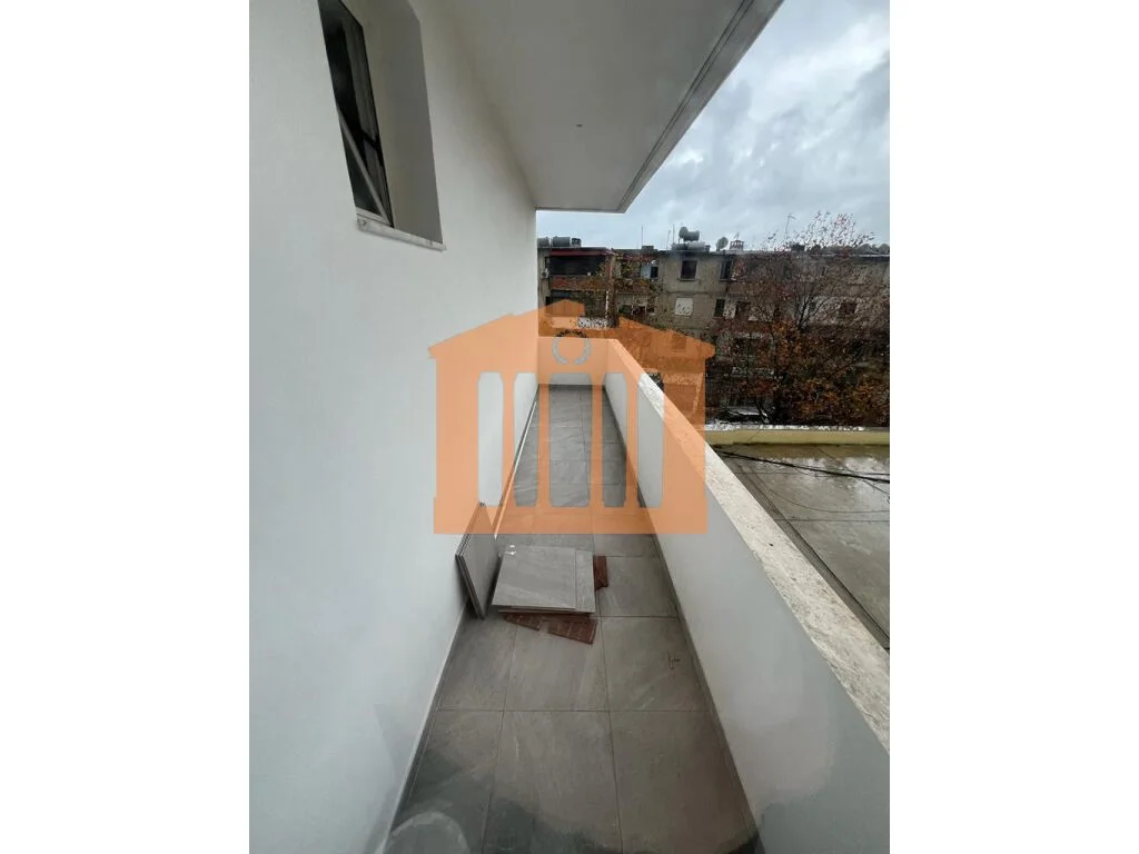 SHITET APARTAMENT 2+1+2 TEK ISH-URT, DURRES!