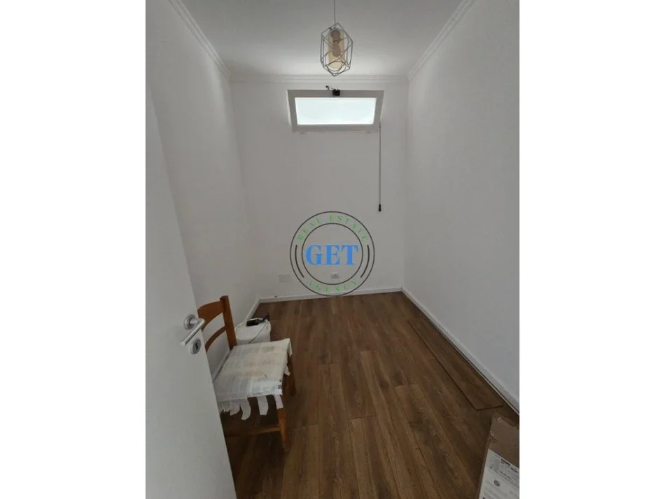 Durres, shitet apartament 2+1+Ballkon Kati 1, 65 m² 76.000 € (Plazh Ilira)