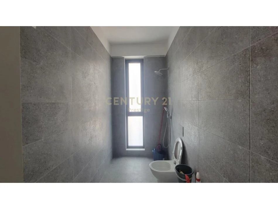 APARTMENT 3+1+2+PARKING SPACE FOR RENT AT DOMUS RESIDENCE, MYSLYM SHYRI, TIRANA!,1700euro