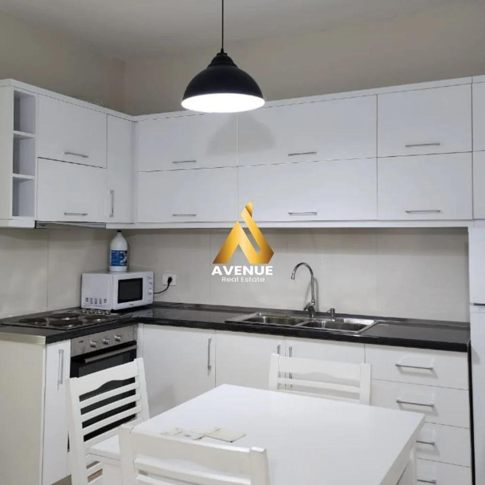 Tirane, jepet me qera apartament 1+1+Ballkon, Kompleksi Delijorgji, Kati 4, 65 m² 650 €