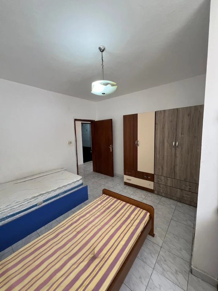 Tirane, jepet me qera apartament 2+1 Kati 5, 91 m² 500 € 