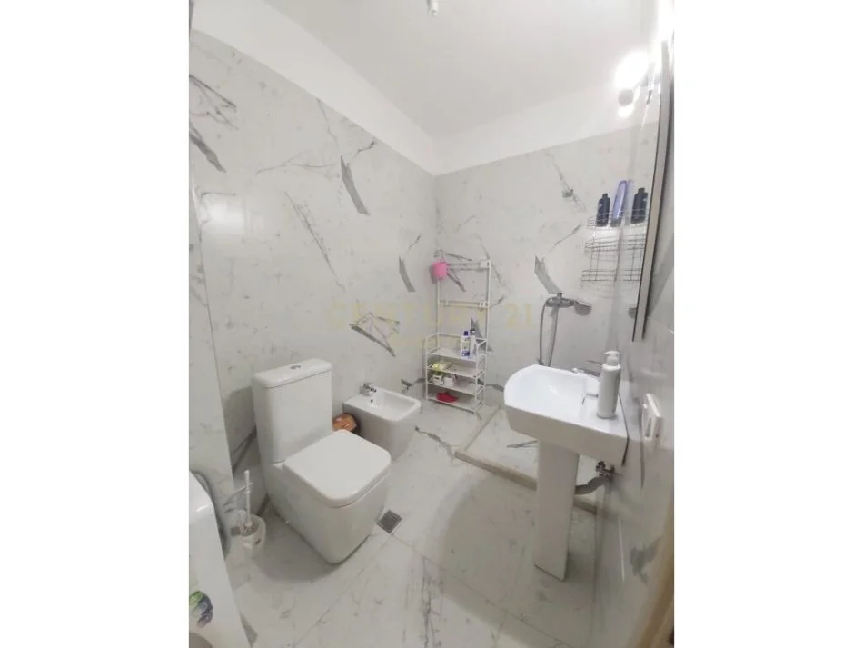 Apartament 1+1 Për Shitje në Fresk tek Rezidenca 'Platea'!