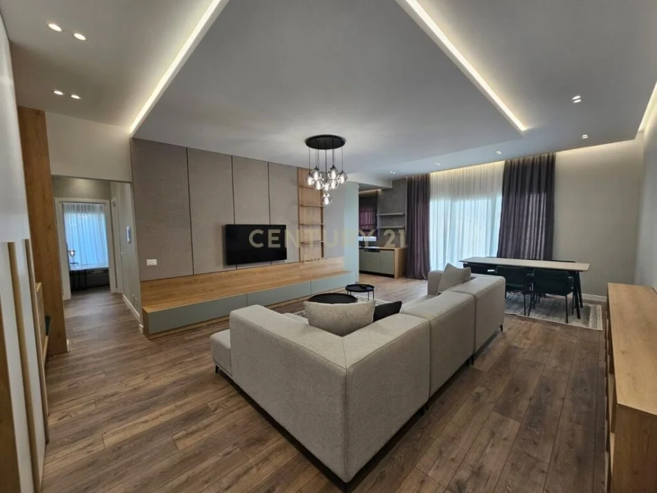 Tirane, jepet me qera apartament 3+1 Kati 1, 140 m² 1.500 € (KOPESHTI BOTANIK)