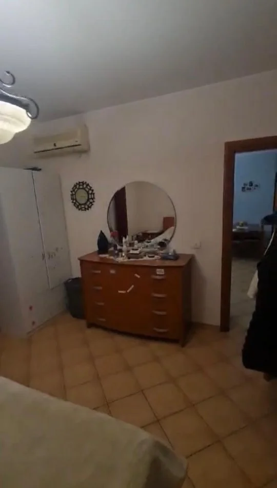 Tirane, jepet me qera apartament 1+1 Kati 5, 70 m² 620 € (rruga elbasanit)