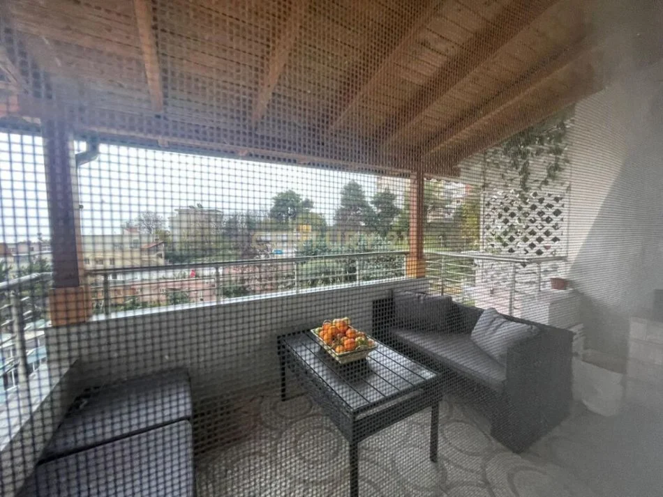 SHITET APARTAMENT 2+1+2 GARAZHD TEK ''GJYKATA DURRES'' !