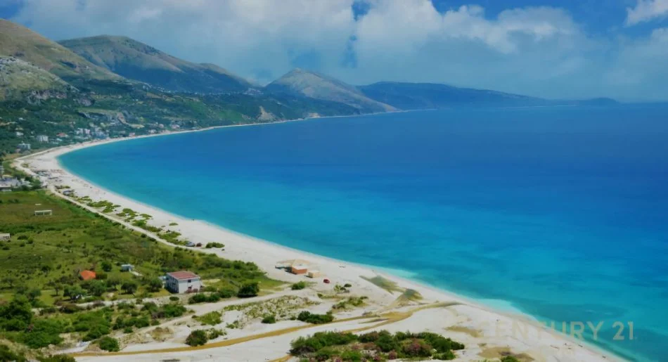 Vlore, shitet toke , 2.300 m² 414.000 € (Borsh)