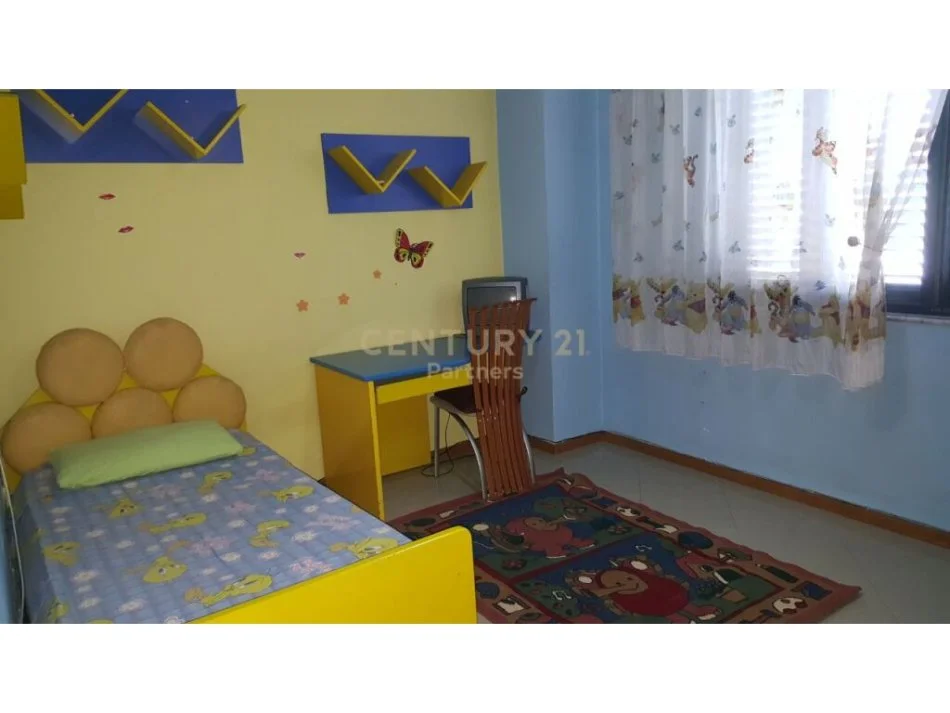 Apartament 2+1+2 per qira tek 21 Dhjetori!, 650euro