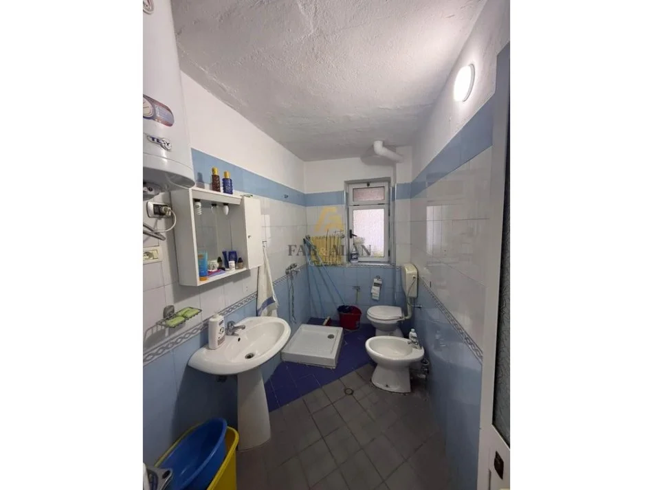 Tirane, shitet apartament 2+1 Kati 2, 72 m² 125.000 € (Shkolla Niket Dardani, Xhamllik)