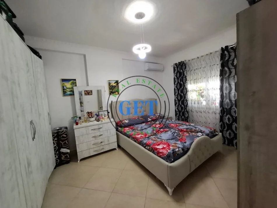 Durres, shitet apartament 1+1 Kati 3, 86 m² 95.000 € (Ish URT)