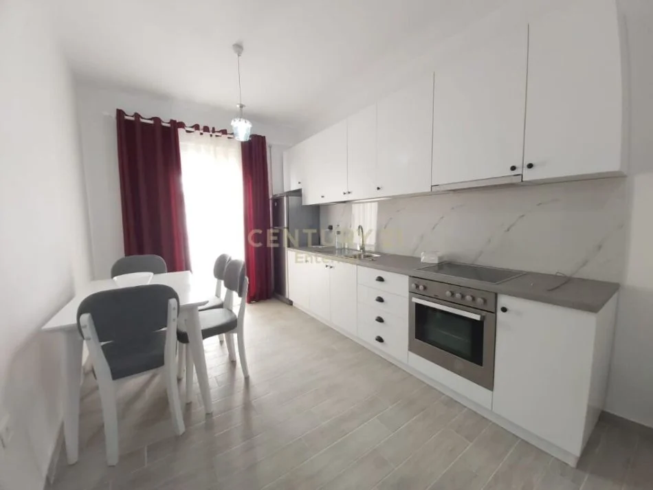 Apartament 1+1 Për Shitje në Fresk tek Rezidenca 'Platea'!