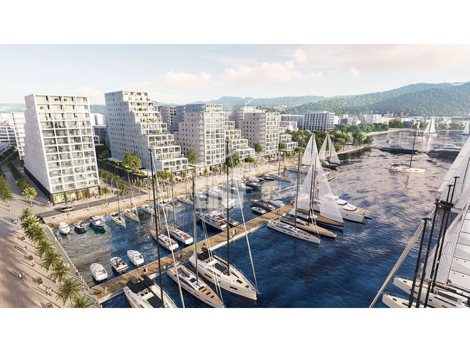 Vlore - Lungomare, shitet apartament 2+1 Kati 4, 121 m² 390.000 € (VLORA MARINA)