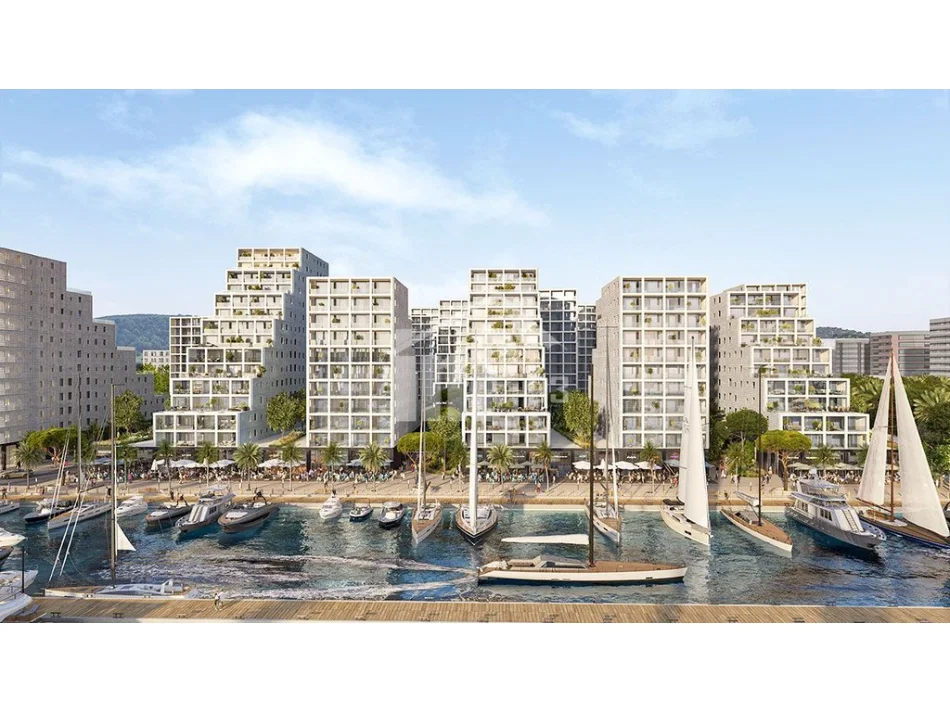 Vlore - Lungomare, shitet apartament 2+1 Kati 4, 121 m² 390.000 € (VLORA MARINA)