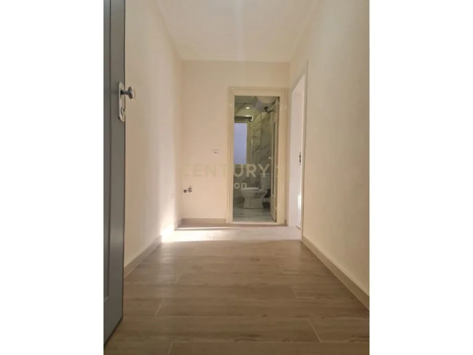SHITET APARTAMENT 1+1 NE DURRES!