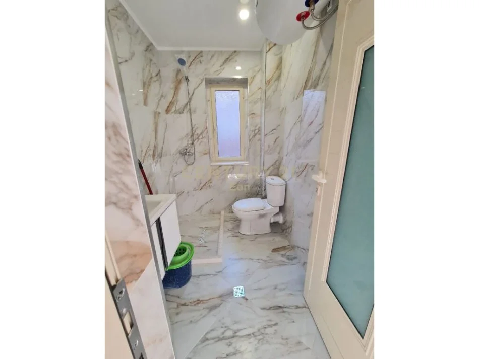 SHITET APARTAMENT 1+1 NE DURRES!