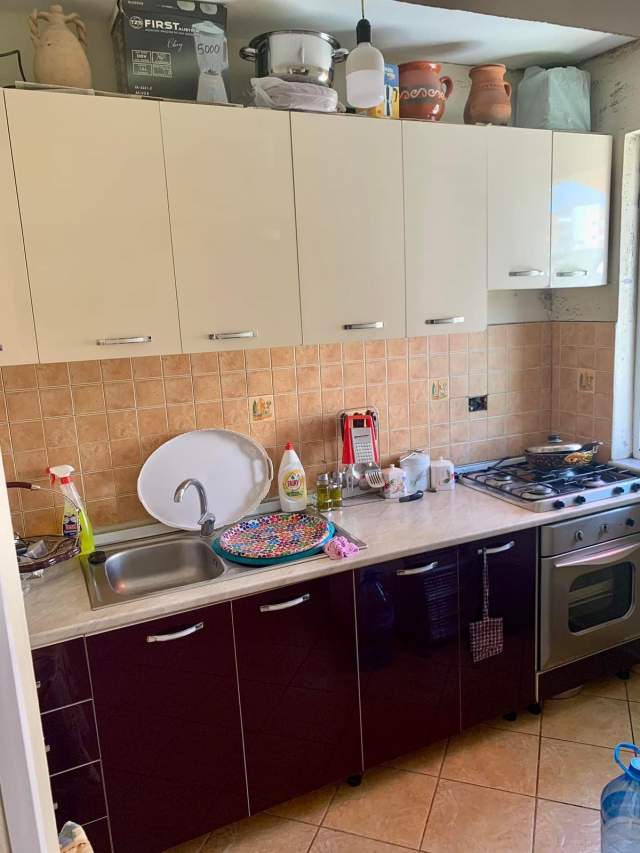 Tirane, shitet apartament 1+1 Kati 5, 52 m² 58.000 Euro (Ali Demi)