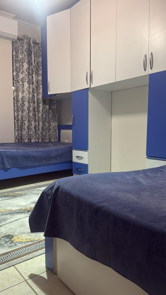Tirane, jepet me qera apartament 2+1+Ballkon Kati 6, 90 m² 450 € (Rruga Mikel Maruli Astir)
