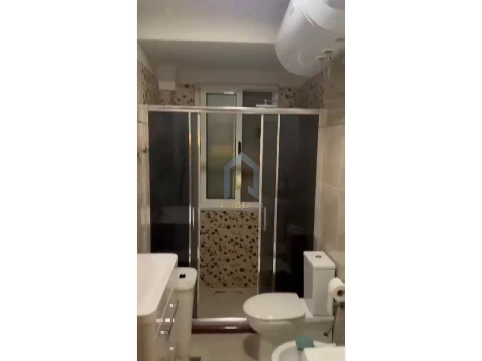 Tirane, jap me qera apartament 2+1 Kati 3, 110 m² 600 € (Zogu i Zi)