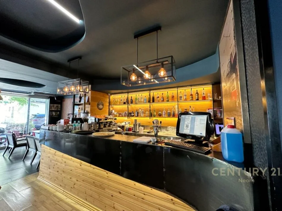 Tirane, shes ambjent biznesi Kati 0, 150 m² 350.000 € (Rruga Irfan Tomini - Neom88534)