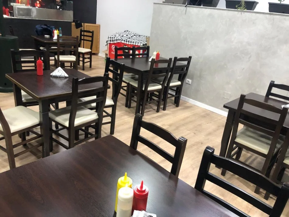 Tirane, shitet dyqan Kati 1, 60 m² (Rruga e DIbres)