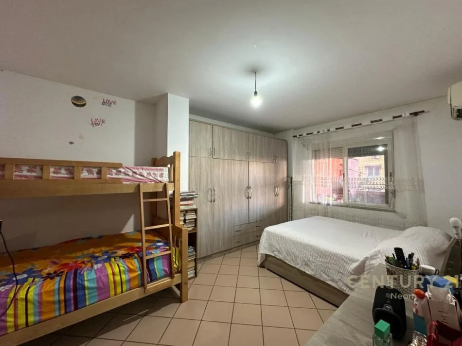 Tirane, shitet apartament 2+1 Kati 7, 129 m² 352.000 € (sami frasheri)