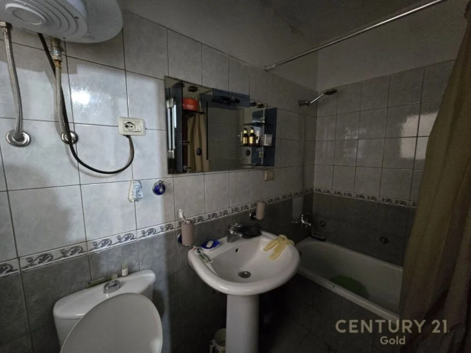 APARTAMENT 2+1 PER SHTJE TEK STADIUMI DINAMO