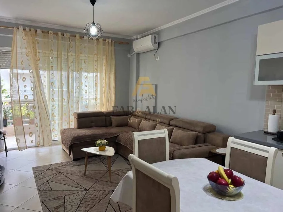Tirane, shitet apartament 1+1 Kati 2, 69 m² 102.000 € (Rruga e Teleferikut, Fresku)