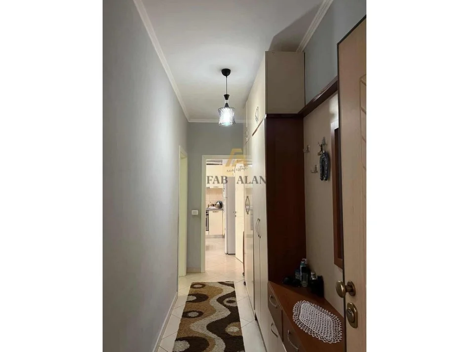 Tirane, shitet apartament 1+1 Kati 2, 69 m² 102.000 € (Rruga e Teleferikut, Fresku)