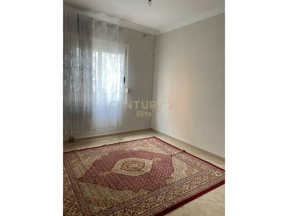 APARTAMENT 3+1+2 NE ASTIR PER SHITJE